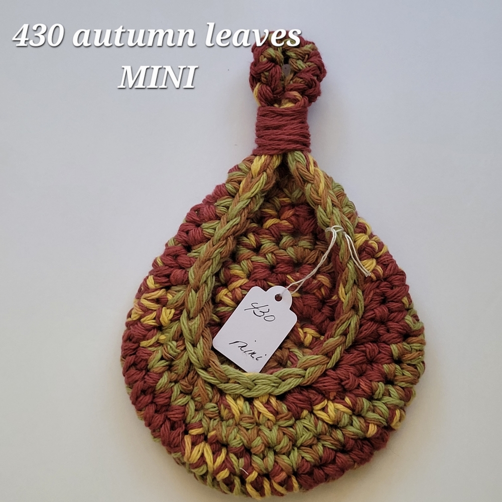 MINI 430 AUTUMN LEAVES HANDMADE CROCHETED  HANGING WALL STORAGE BASKET